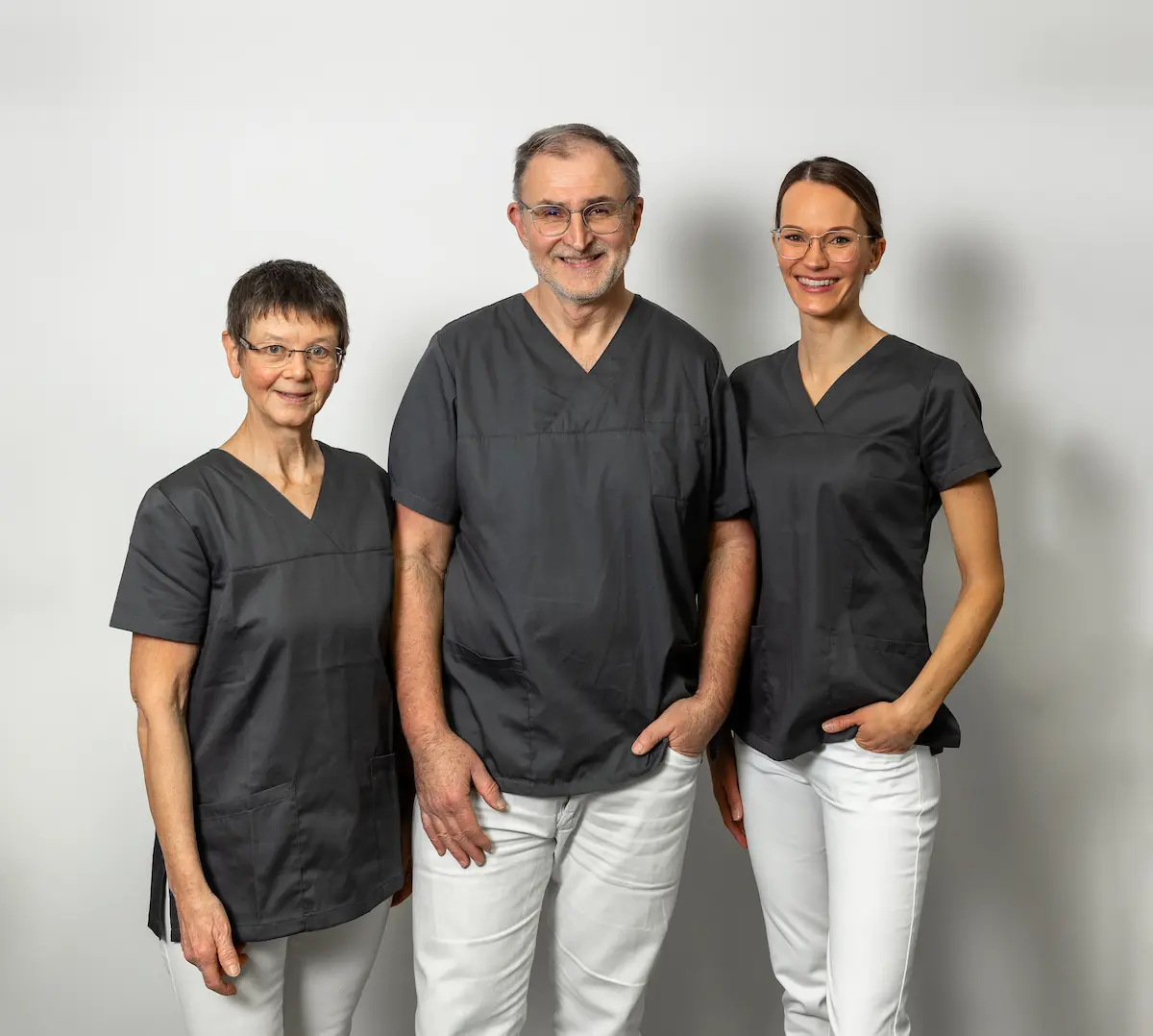 Zahnärzte mit Herz Team: Dr. Fries, Dr. Metzner, Dr. Jupitz-Günster 